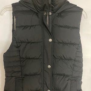 Girls Abercrombie Puffer Vest